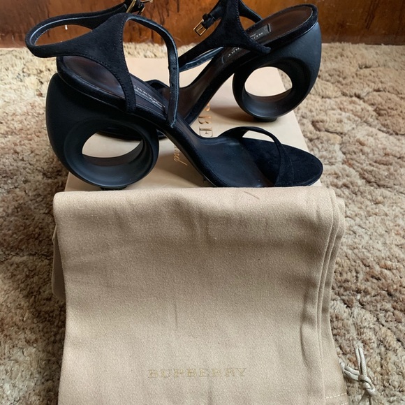 BURBERRY RUNWAY LINK RUTLAND SANDALS - Picture 5 of 8